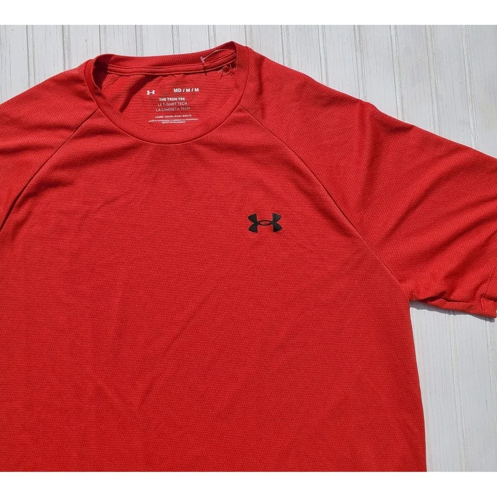 Men's Under Armour The Tech Tee Shirt NWOT Ree Size Medium Gym Wear‎ Athletic